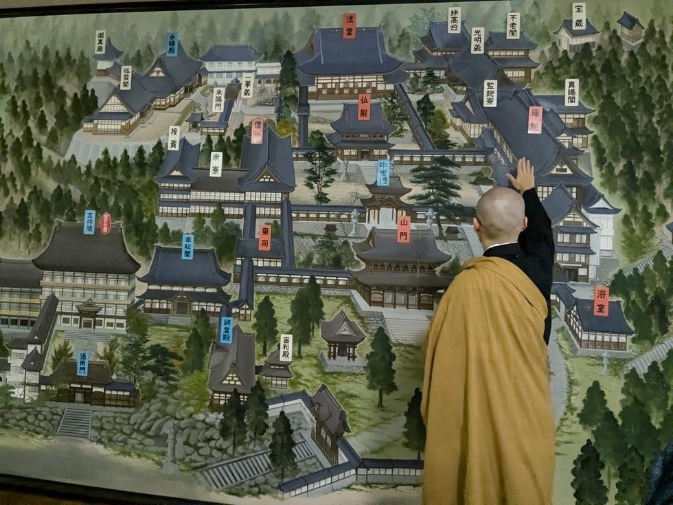 3リ)永平寺全景.jpg